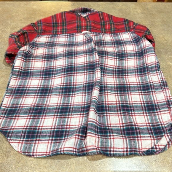 Womens American Eagle flannel size medium - Picture 3 of 3